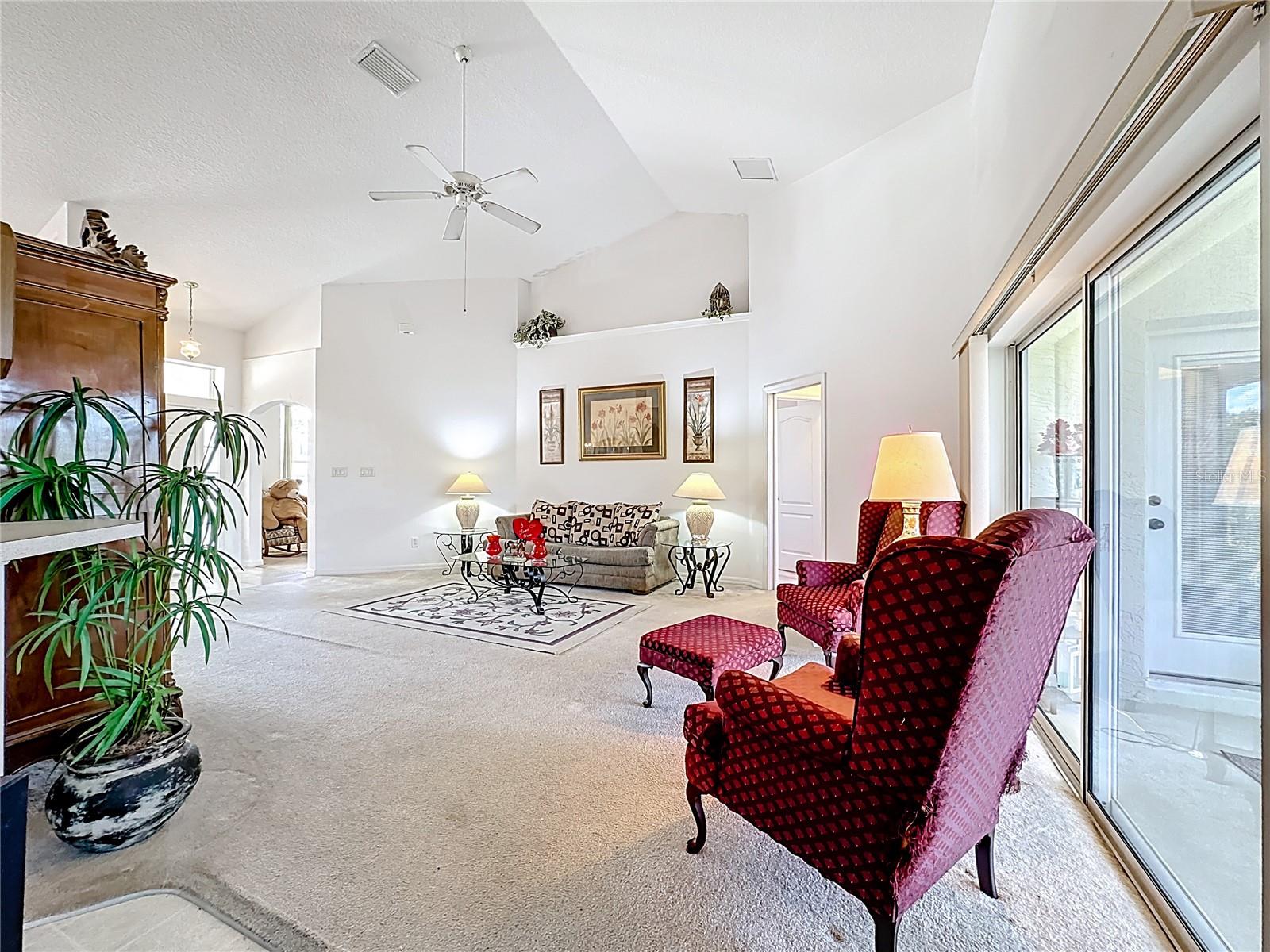 LEESBURG SLEEPY HOLLOW FIRST ADD - Residential