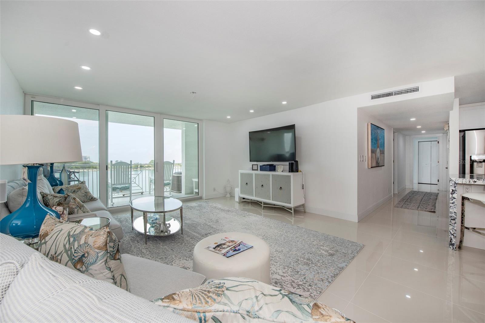 675 S GULFVIEW BOULEVARD 704