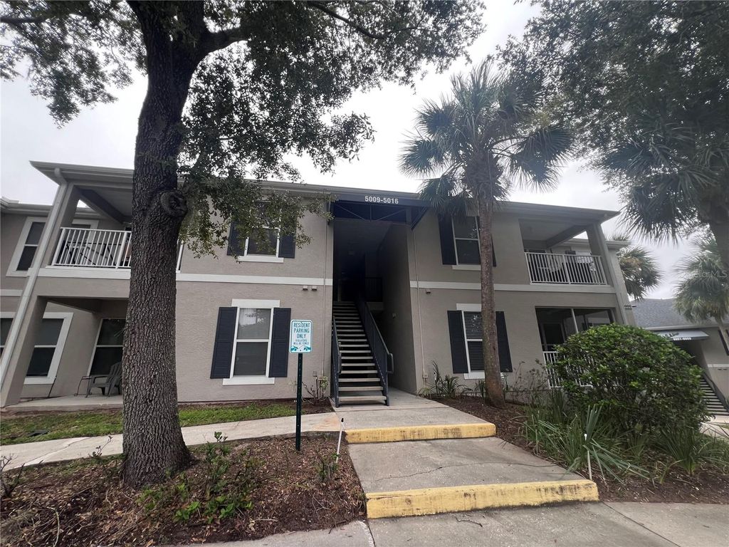 Photo of 5014 Hemingway Circle #5014, Haines City, FL 33844 (MLS # G5103247)