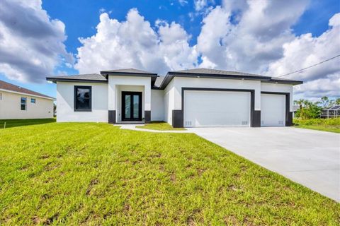 40 GOLFVIEW COURT ROTONDA WEST FL 33947