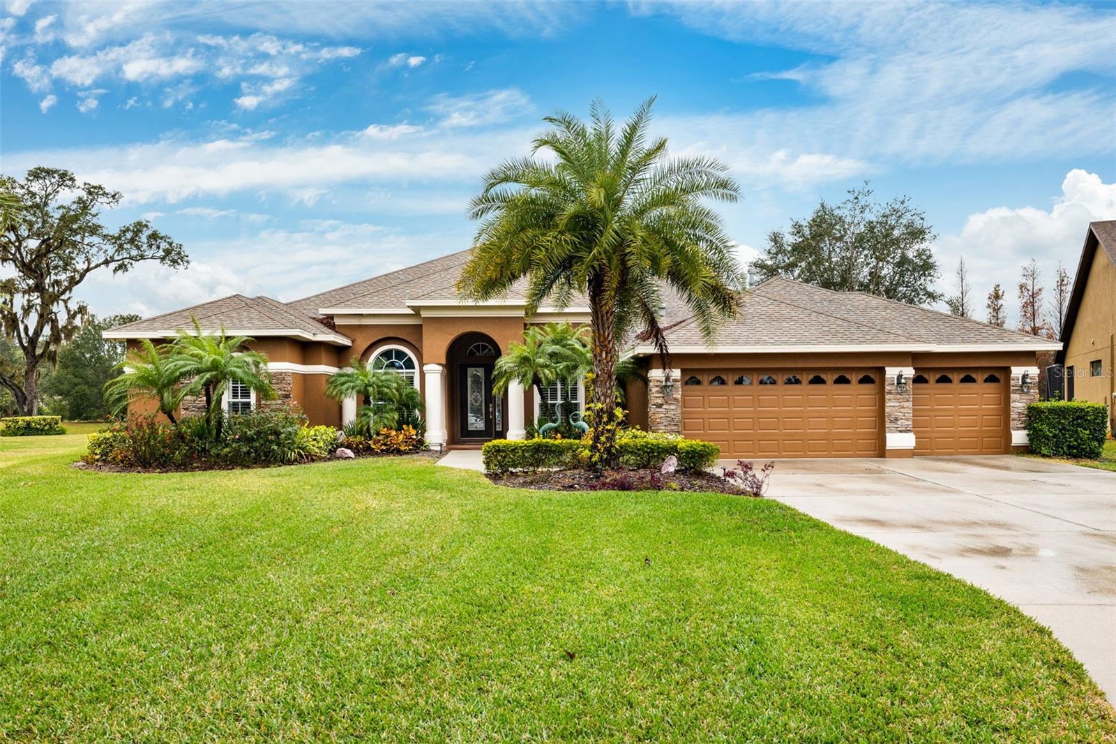 3414 GRAYCLIFF LANE