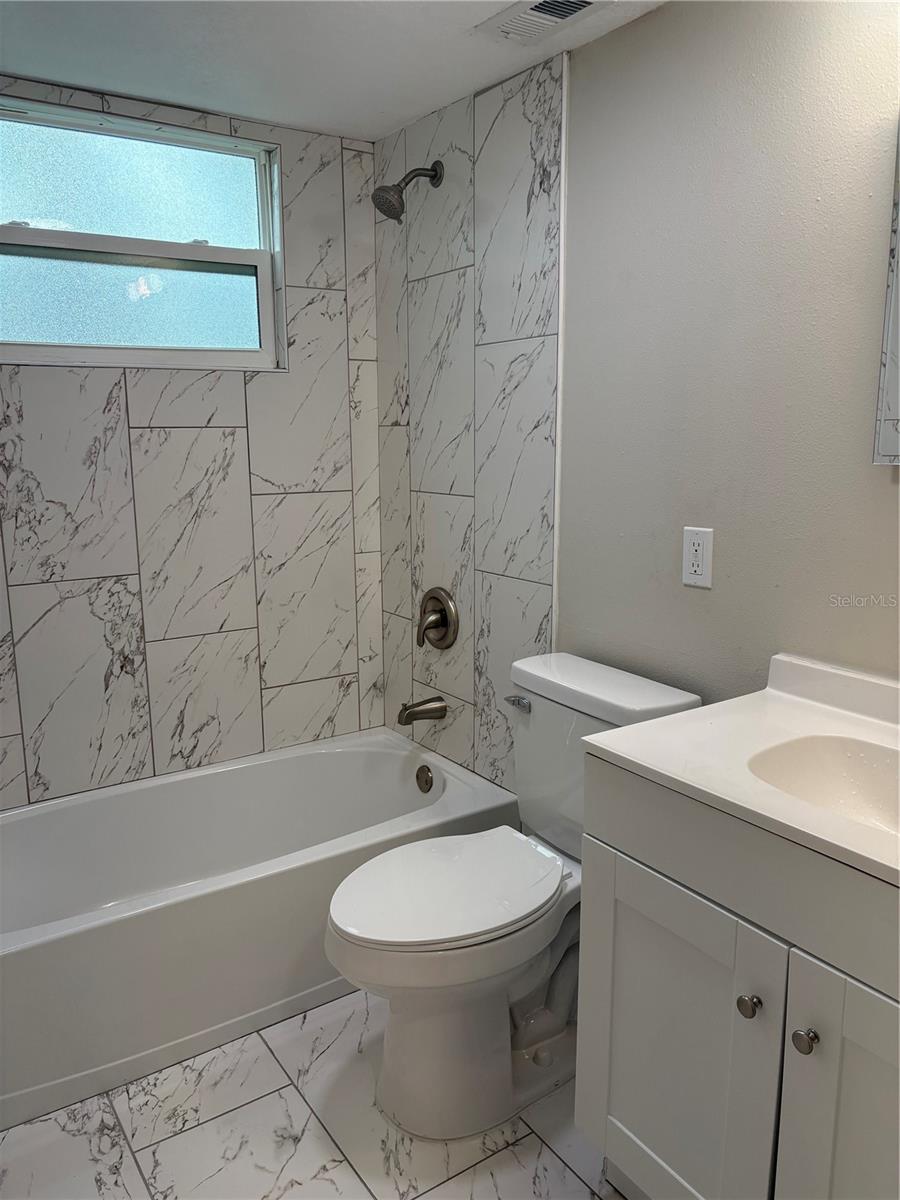 BEVERLY TERRACE - Residential Lease