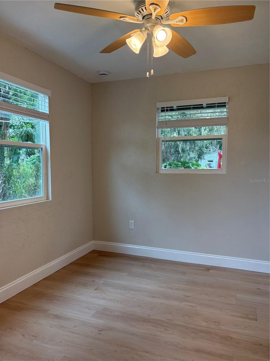 BEVERLY TERRACE - Residential Lease