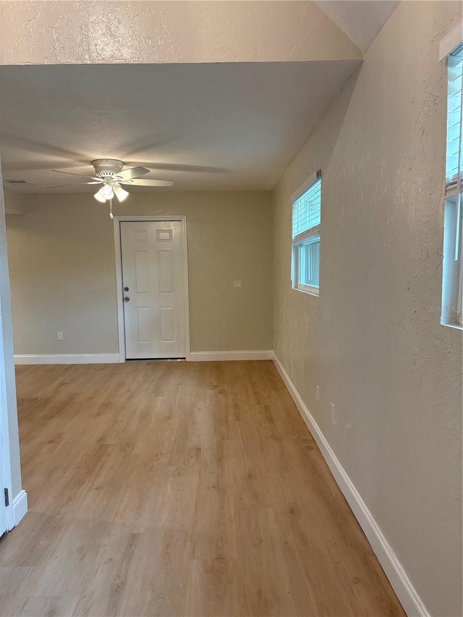 BEVERLY TERRACE - Residential Lease