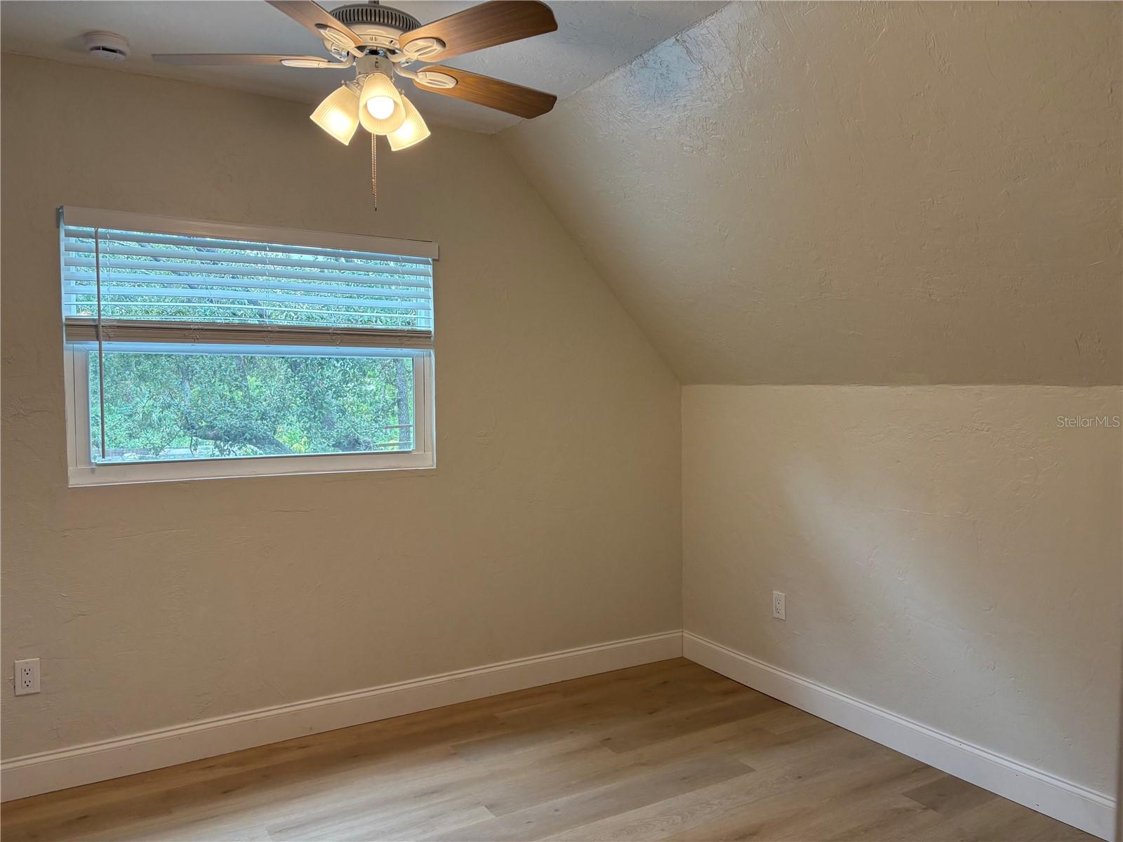 BEVERLY TERRACE - Residential Lease