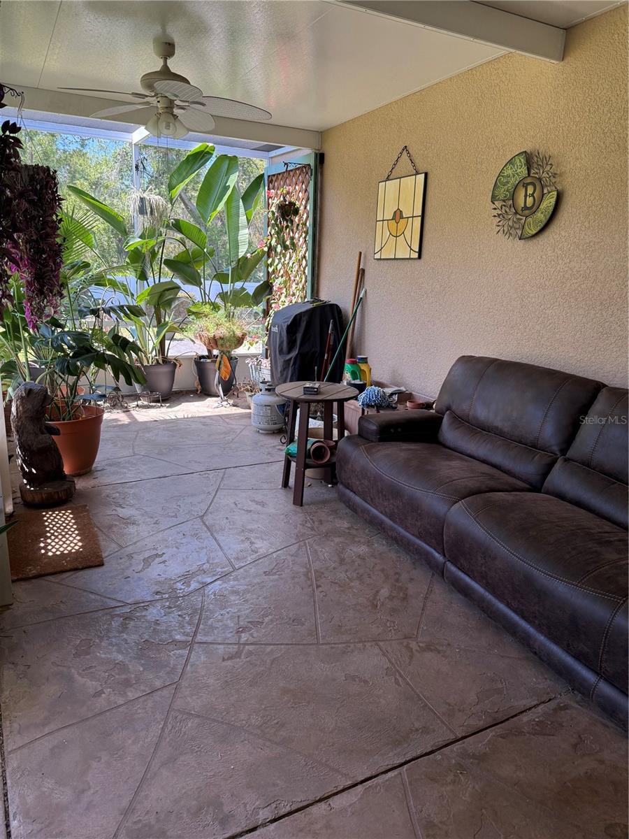 115 LOS ARBOR DRIVE