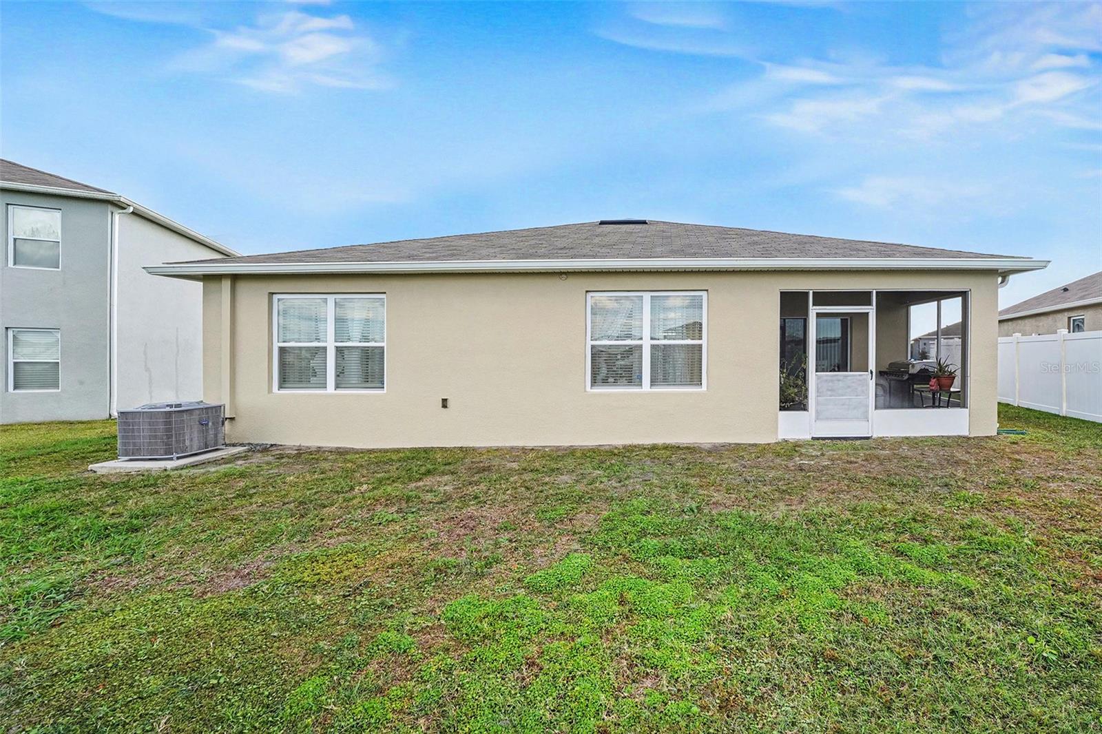 LAKES/LAUREL HLNDS PH 2B - Residential