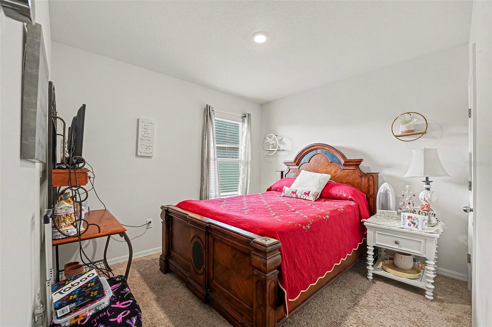 LAKES/LAUREL HLNDS PH 2B - Residential