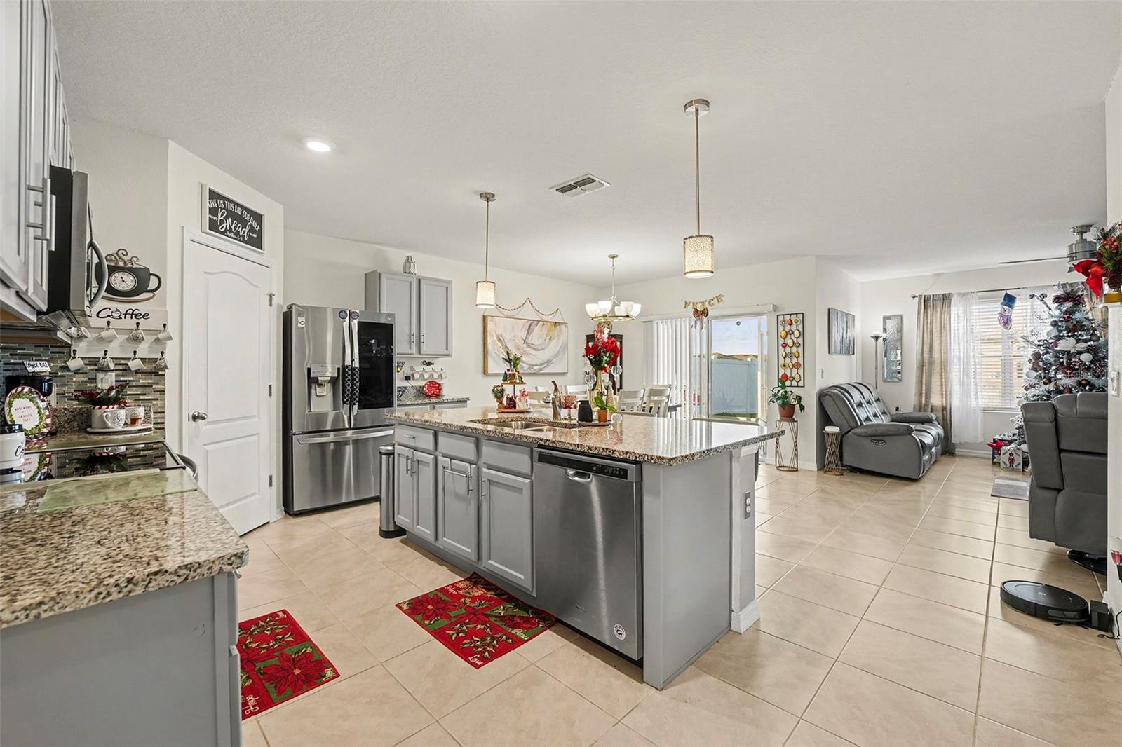 LAKES/LAUREL HLNDS PH 2B - Residential