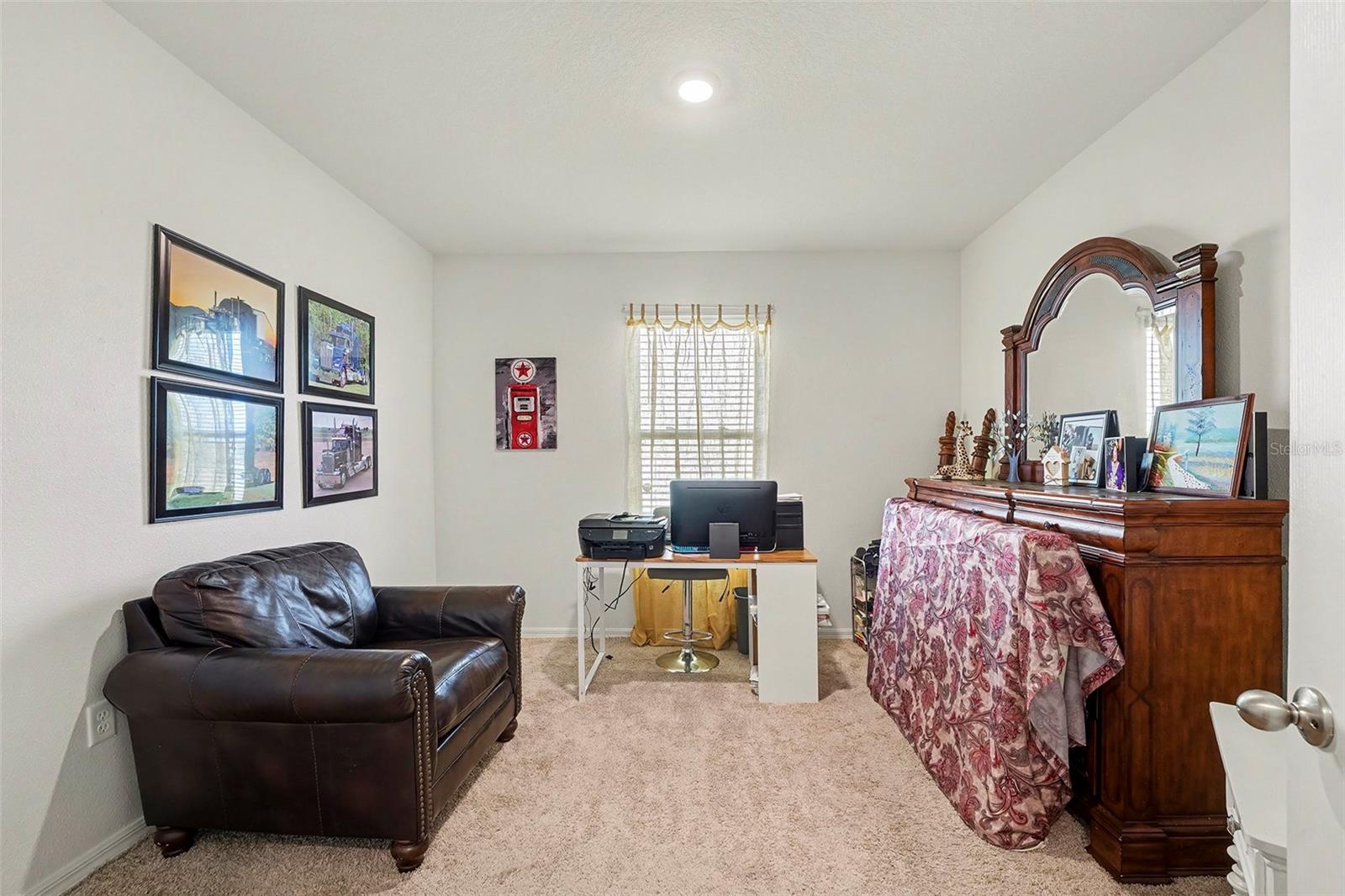 LAKES/LAUREL HLNDS PH 2B - Residential