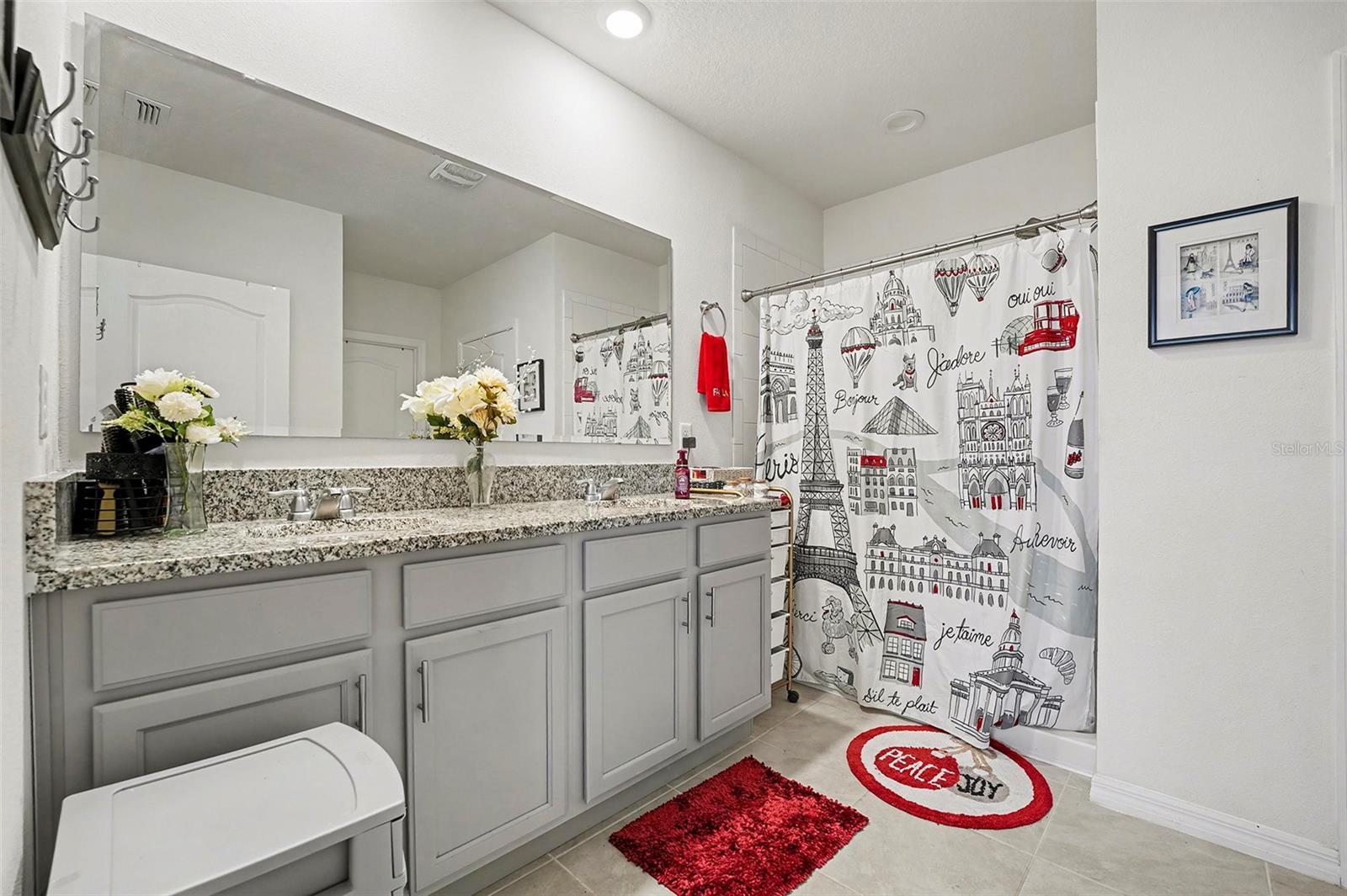 LAKES/LAUREL HLNDS PH 2B - Residential