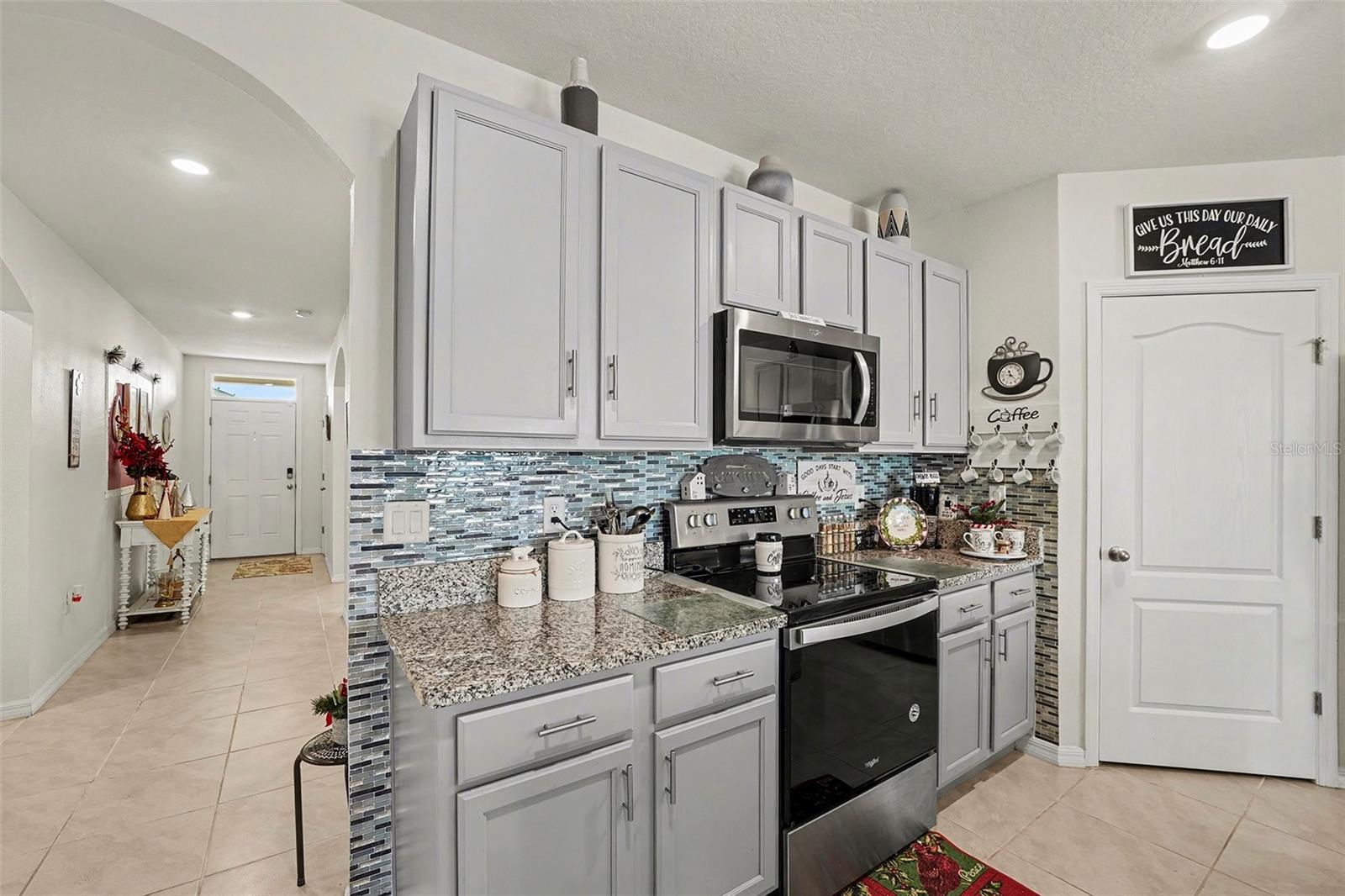 LAKES/LAUREL HLNDS PH 2B - Residential