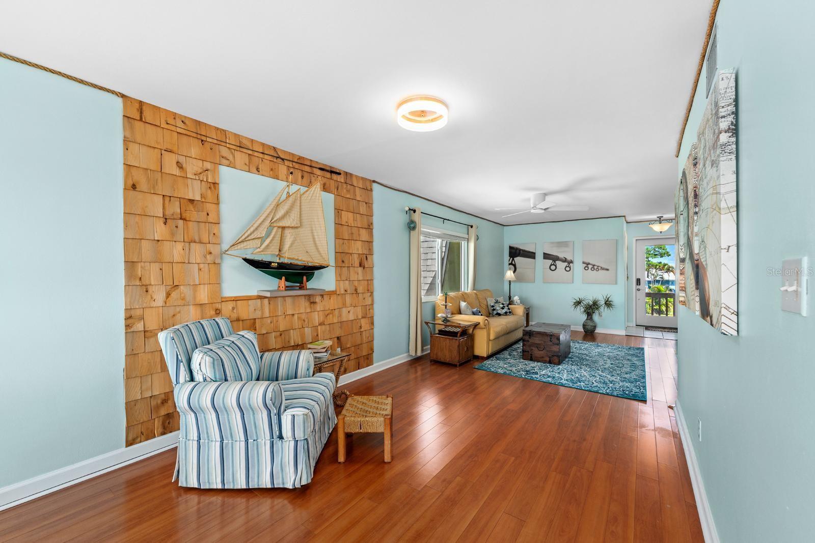 BAL HARBOUR CHATEAUX CONDOMINI - Residential