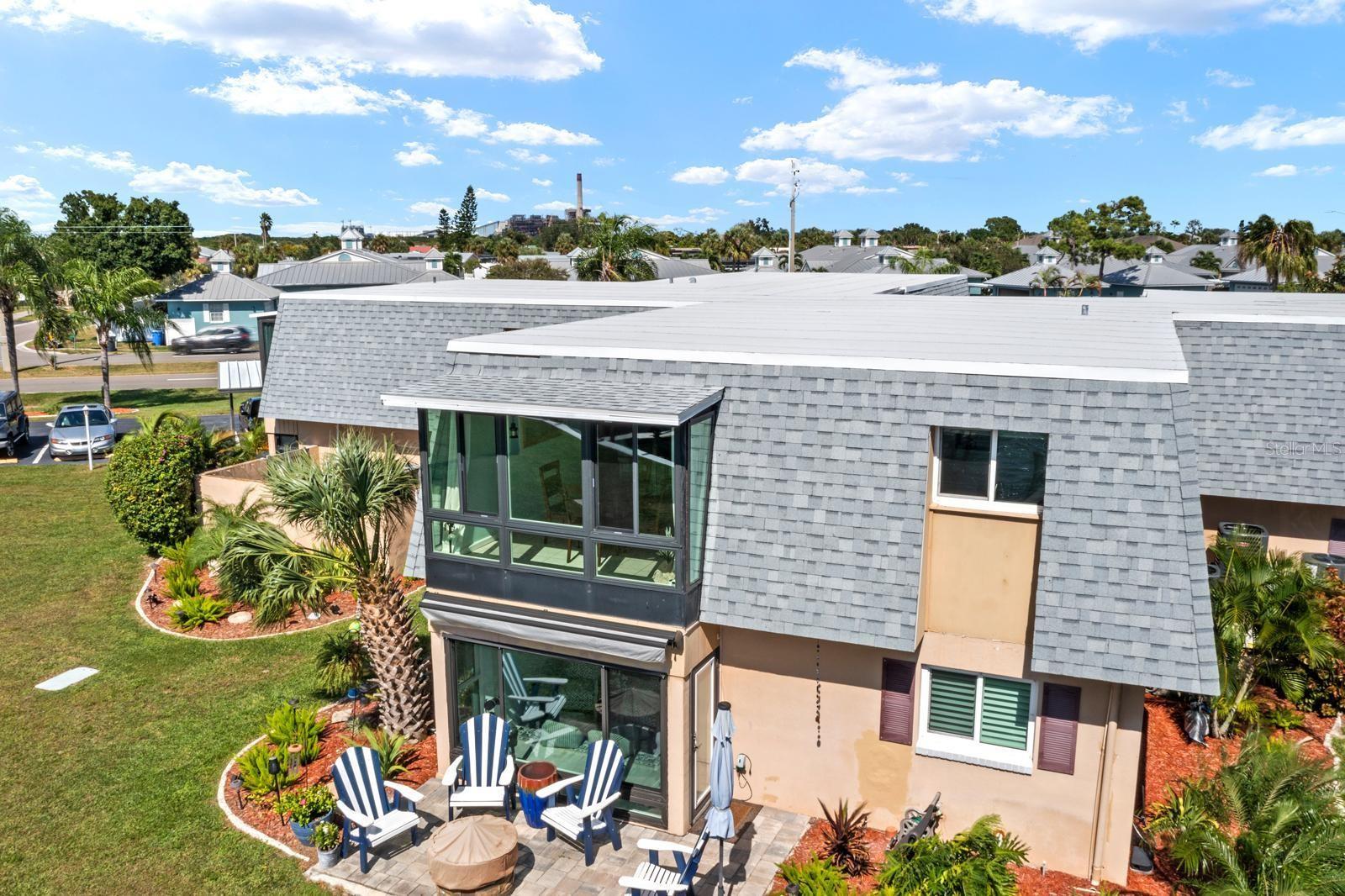 BAL HARBOUR CHATEAUX CONDOMINI - Residential