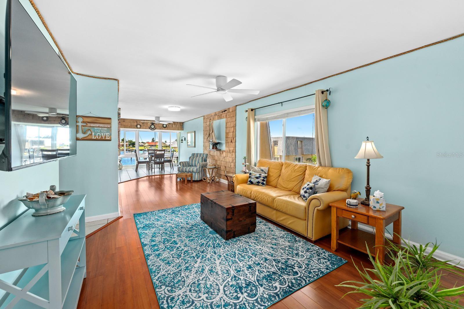BAL HARBOUR CHATEAUX CONDOMINI - Residential
