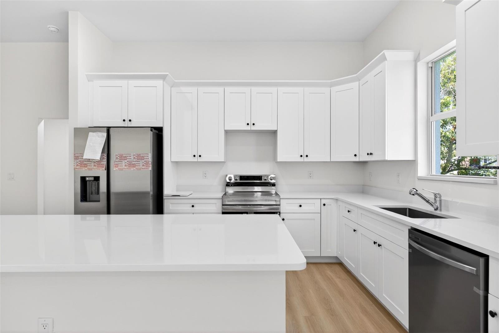 CHARLOTTE PARK - Residential