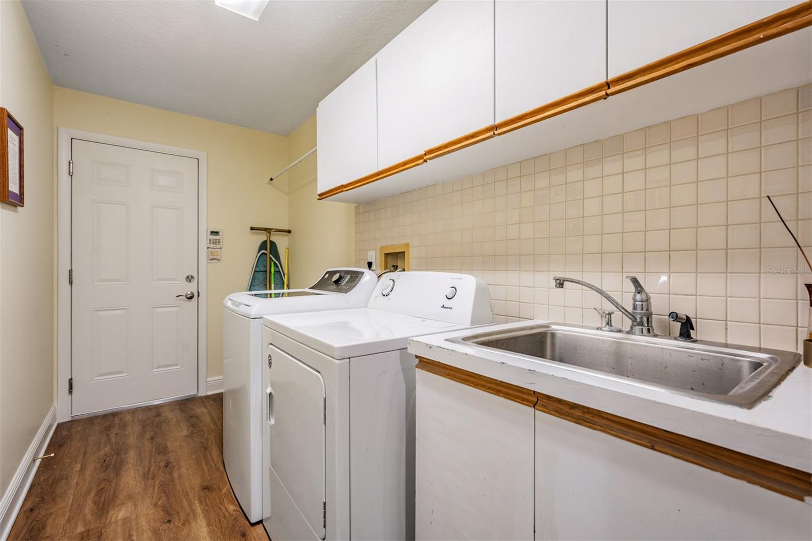 SANCTUARY AT COBBS LANDING THE - Residential