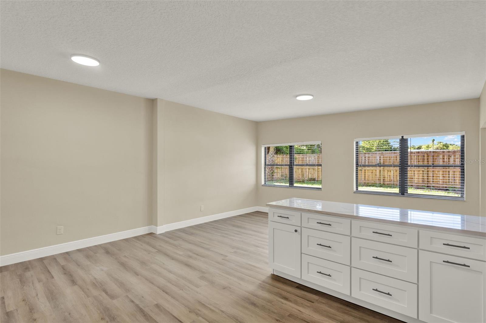3306 ELLEN DRIVE