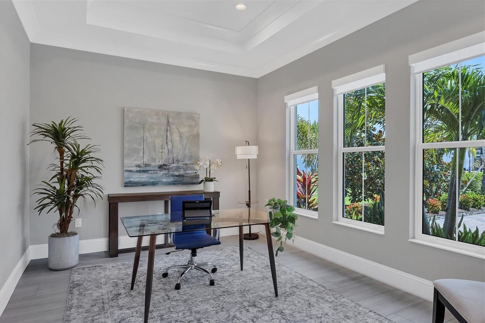 LAKE CLUB - Residential