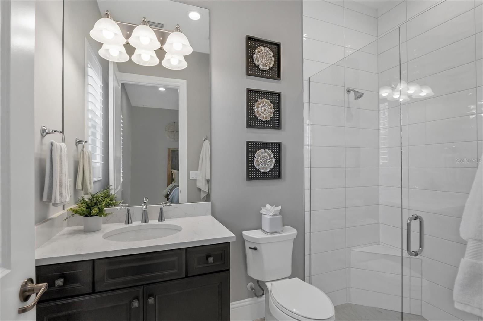 LAKE CLUB - Residential