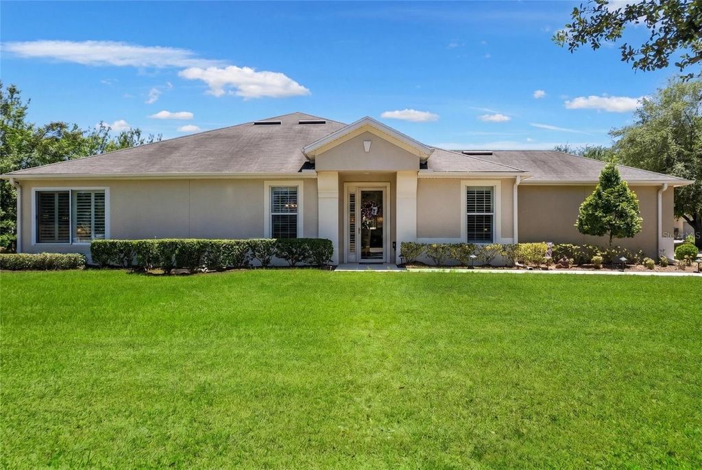 Photo of 6631 SW 91st Circle, Ocala, FL 34481 (MLS # OM724887)