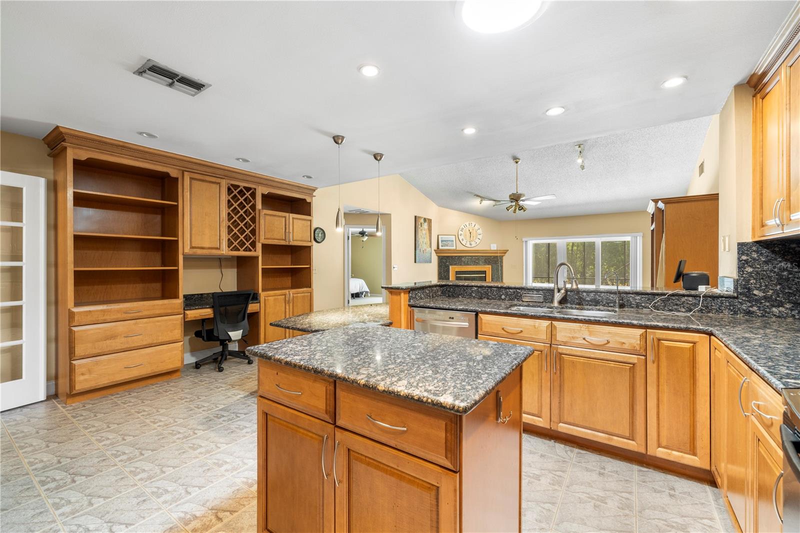 PEBBLE CREEK VILLAGE - Residential