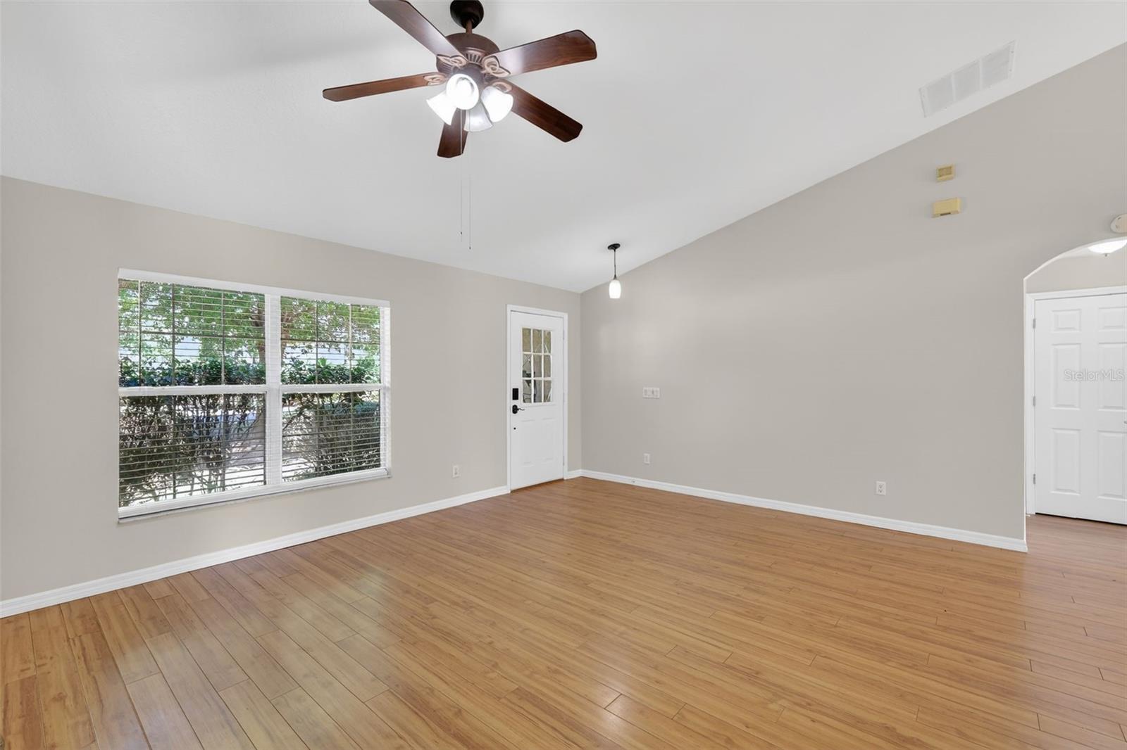 ACREAGE - Residential