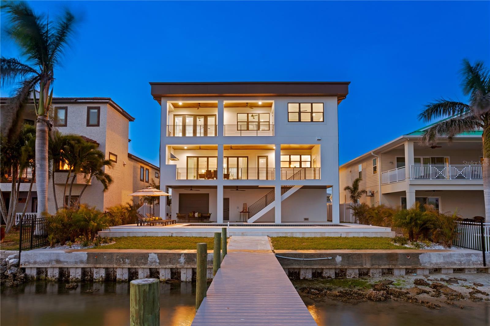 831 BAY POINT DRIVE