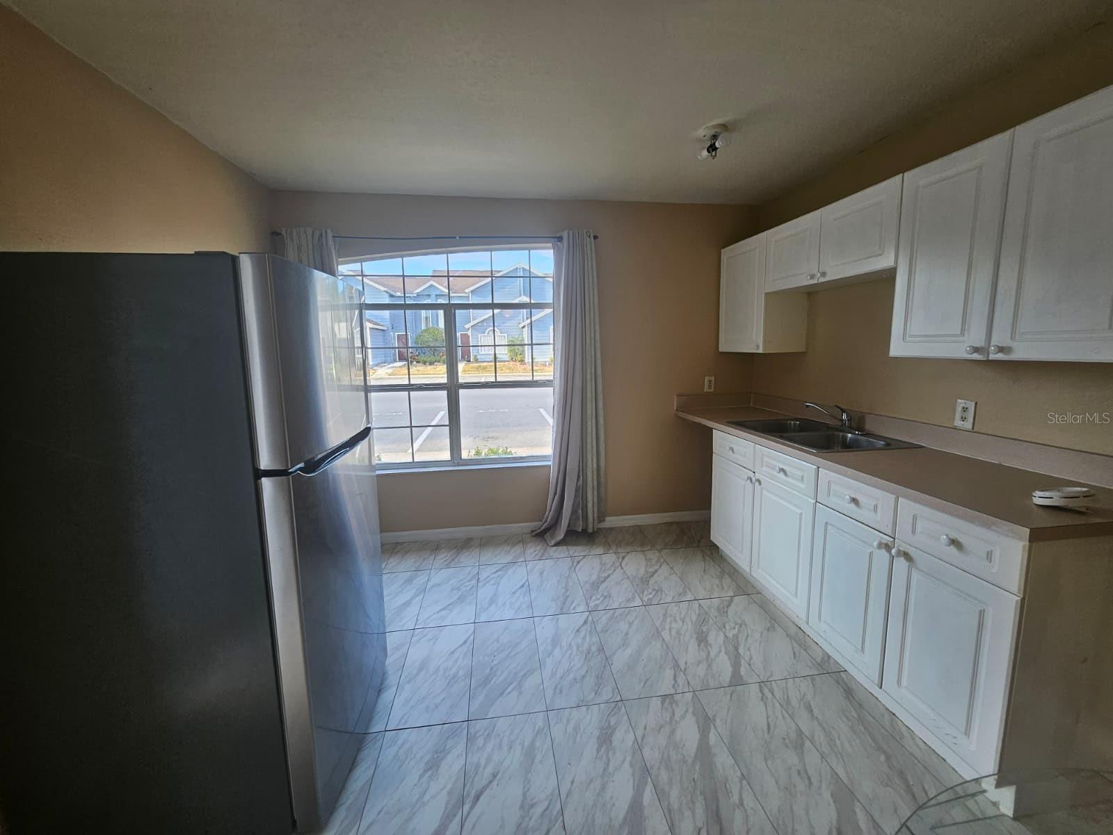 ISLAND CLUB WEST PH 1 - Residential Lease