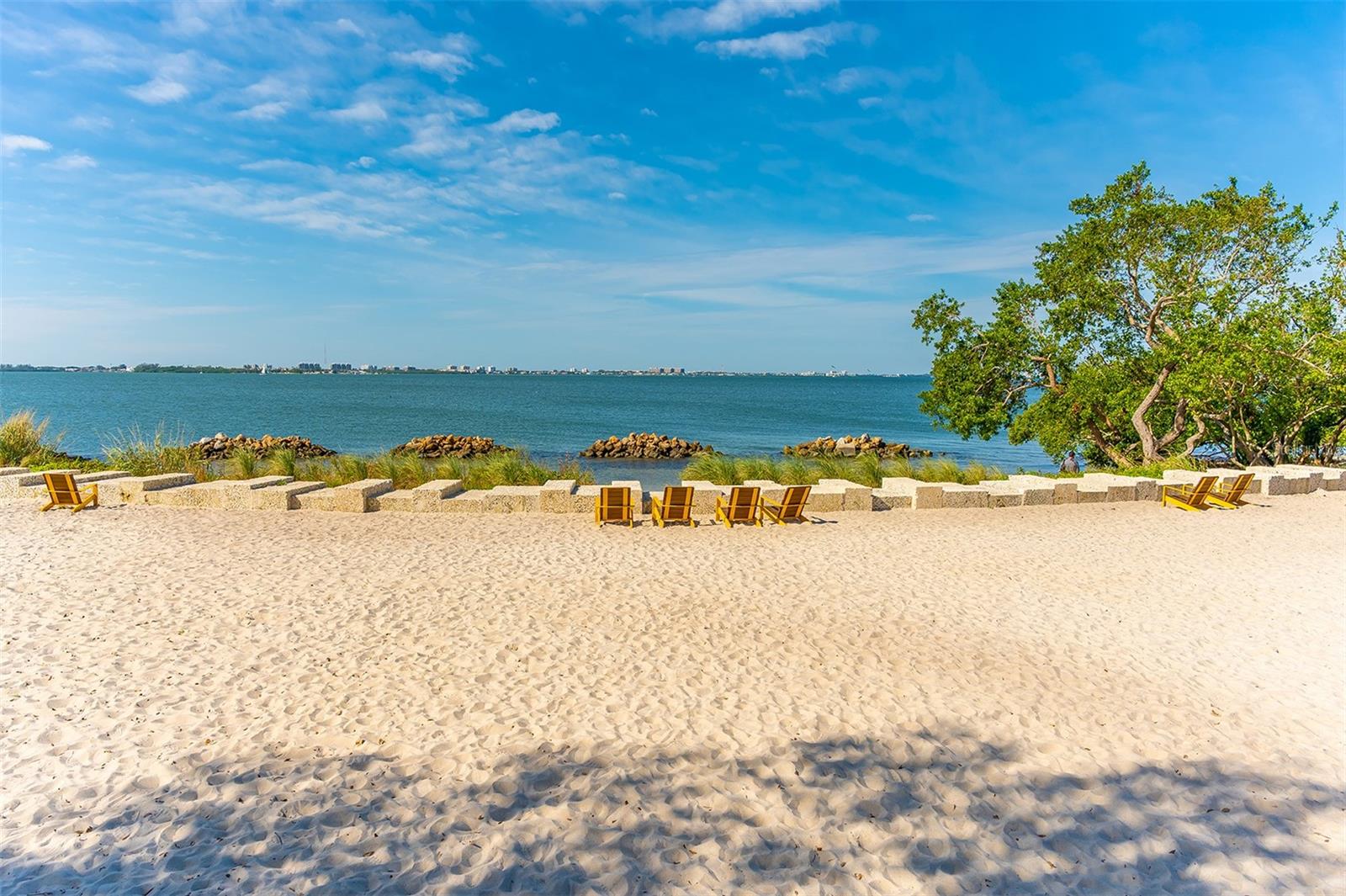 CONDO ON THE BAY - Residential