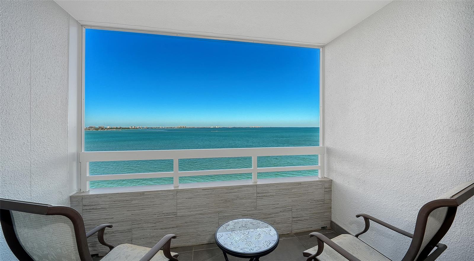 CONDO ON THE BAY - Residential