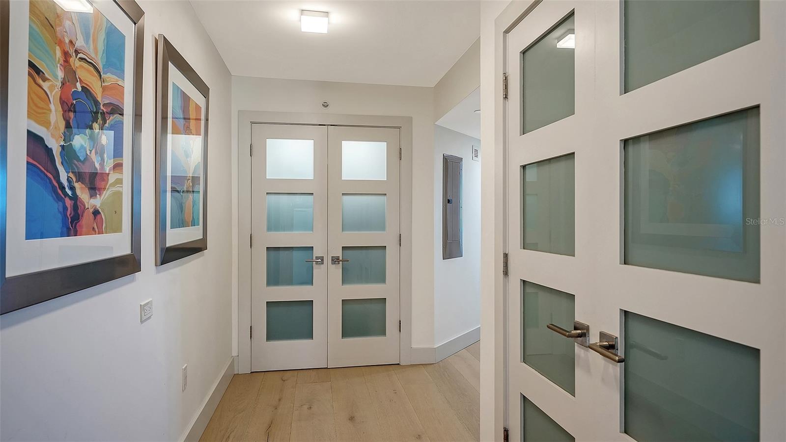 CONDO ON THE BAY - Residential