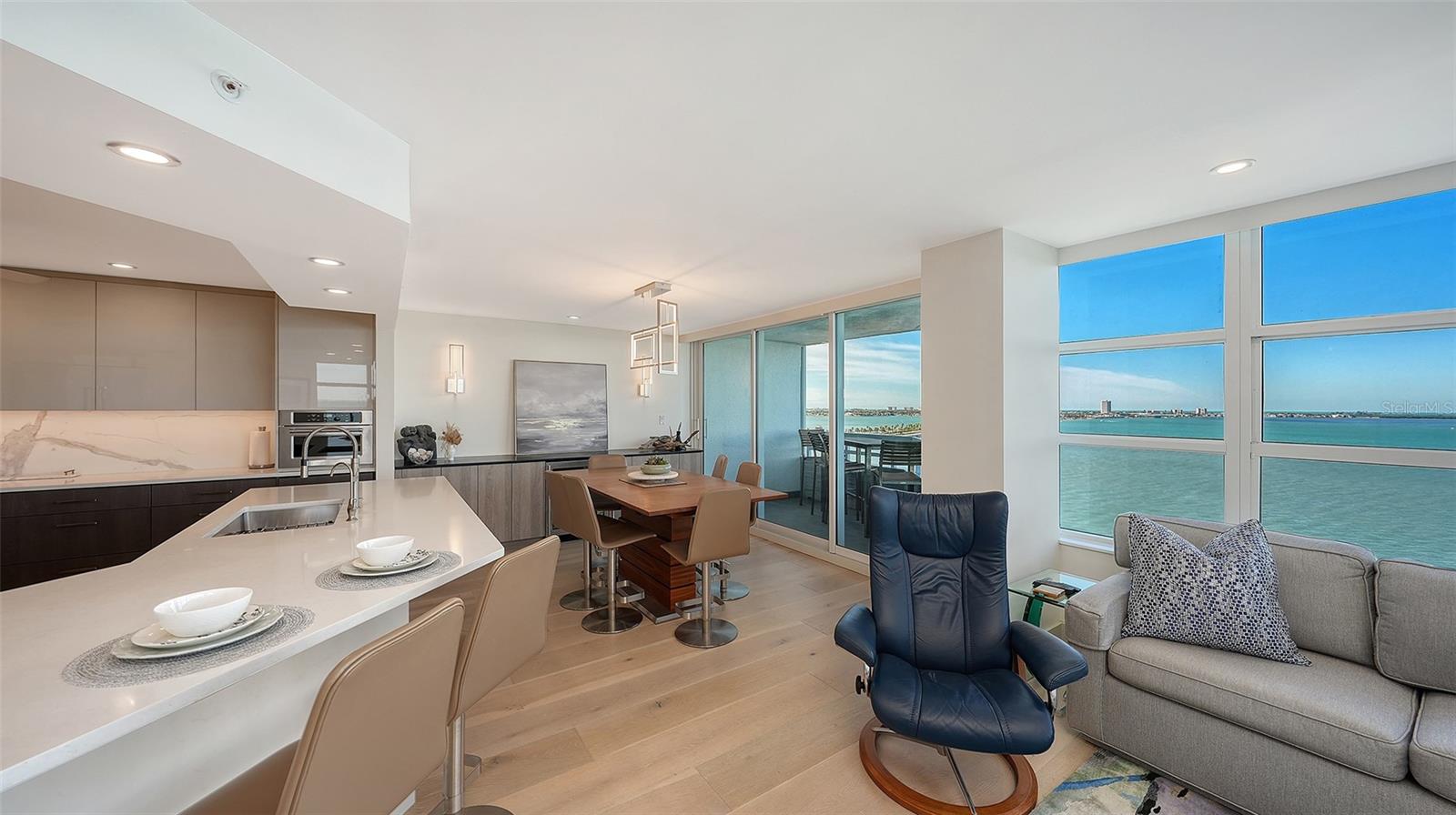 CONDO ON THE BAY - Residential