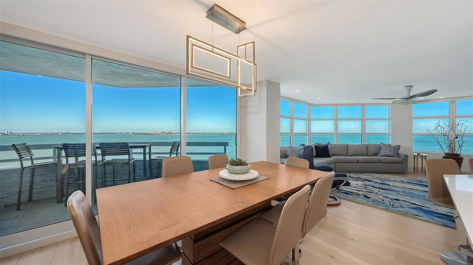 CONDO ON THE BAY - Residential