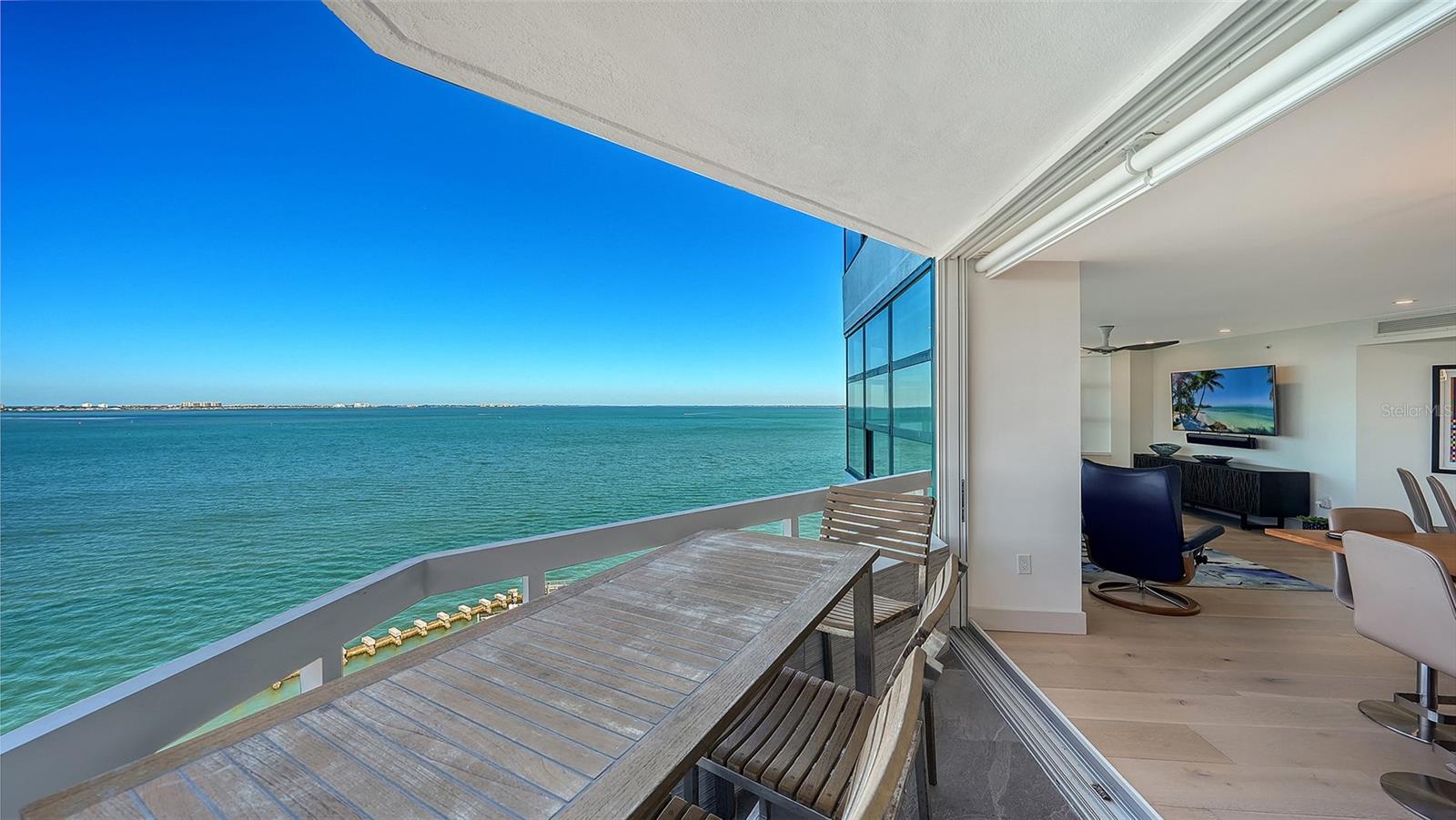 CONDO ON THE BAY - Residential