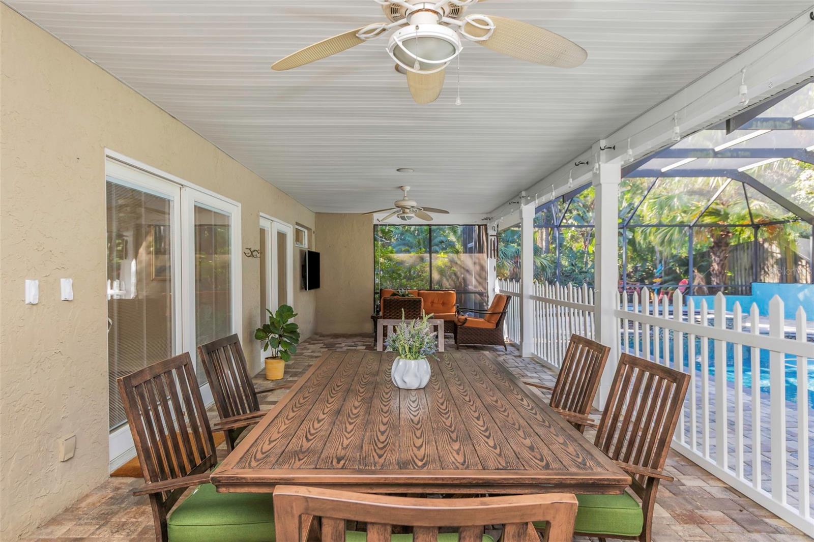 NORTH BAY HILLS FIRST ADD UNIT ONE - Residential