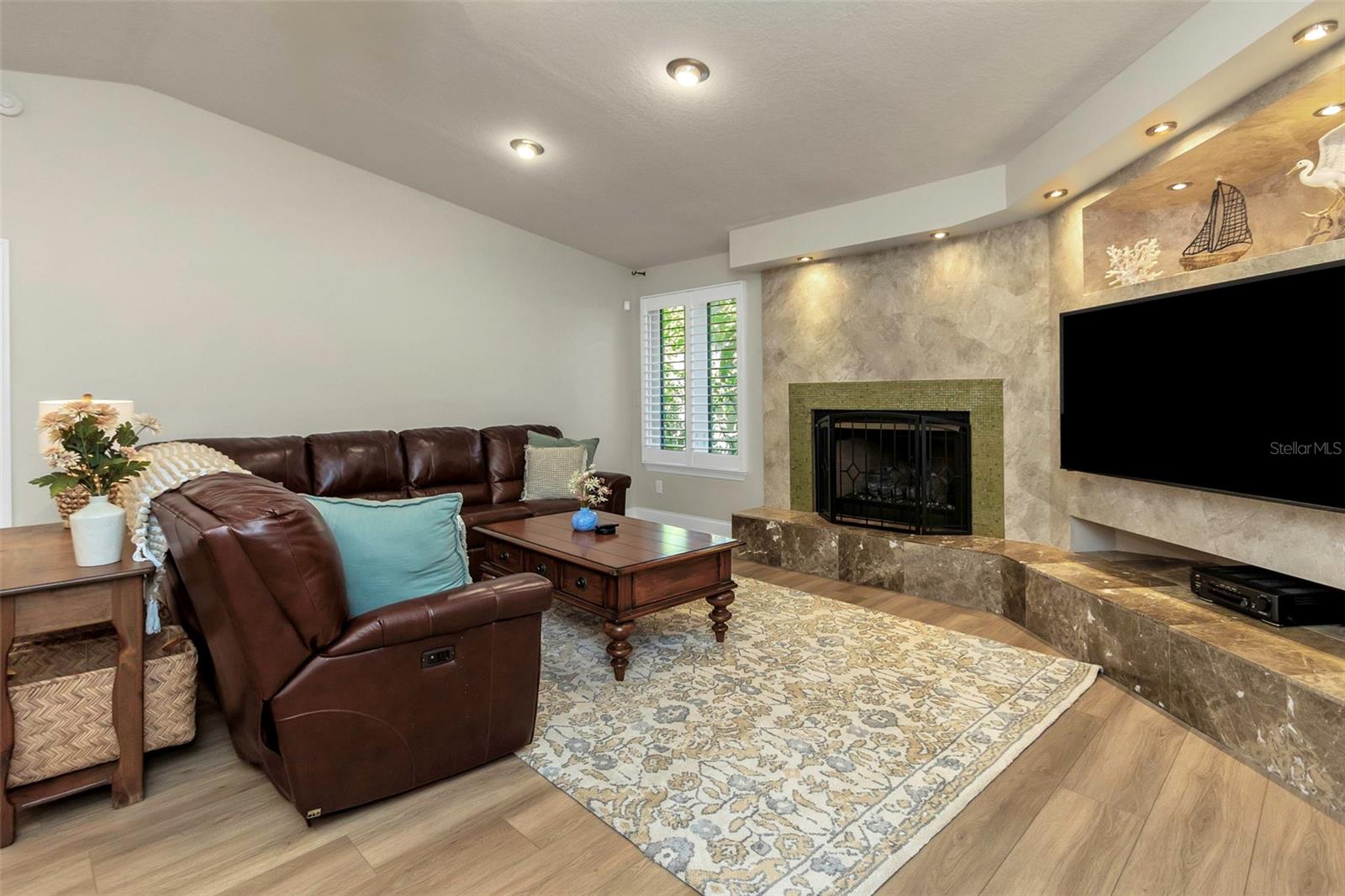 NORTH BAY HILLS FIRST ADD UNIT ONE - Residential