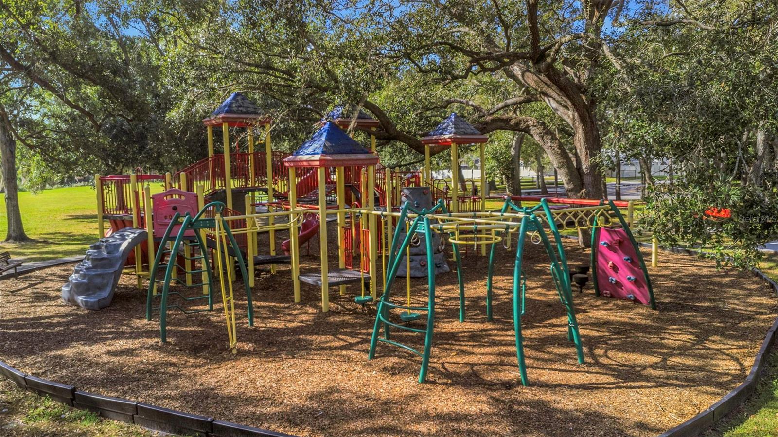 NORTH BAY HILLS FIRST ADD UNIT ONE - Residential