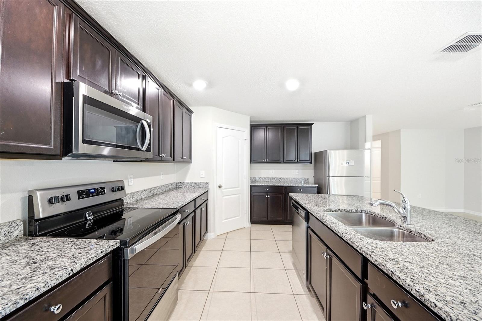 LAKE JACKSON RDG PH 5 - Residential