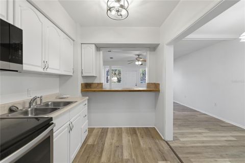 Tiny photo for 604 Ross Street, Leesburg, FL 34748 (MLS # OM715800)