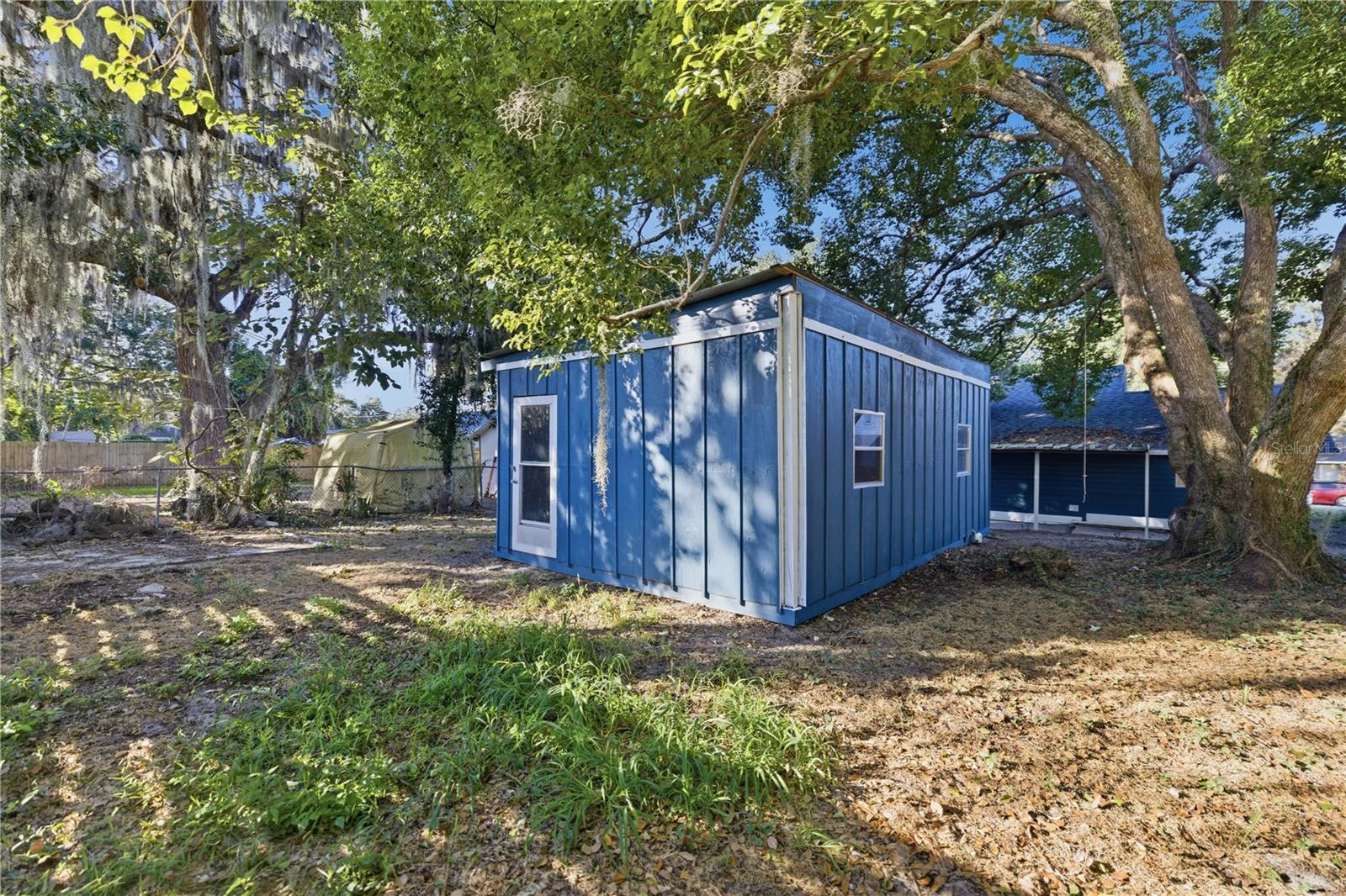 LEESBURG SCHOOL VIEW - Residential