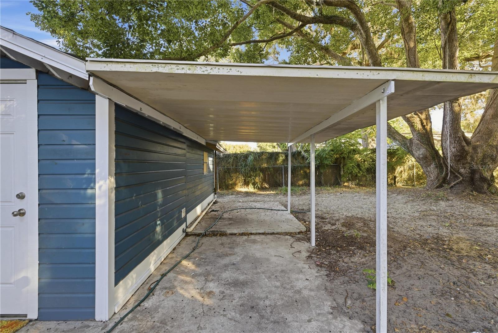 LEESBURG SCHOOL VIEW - Residential