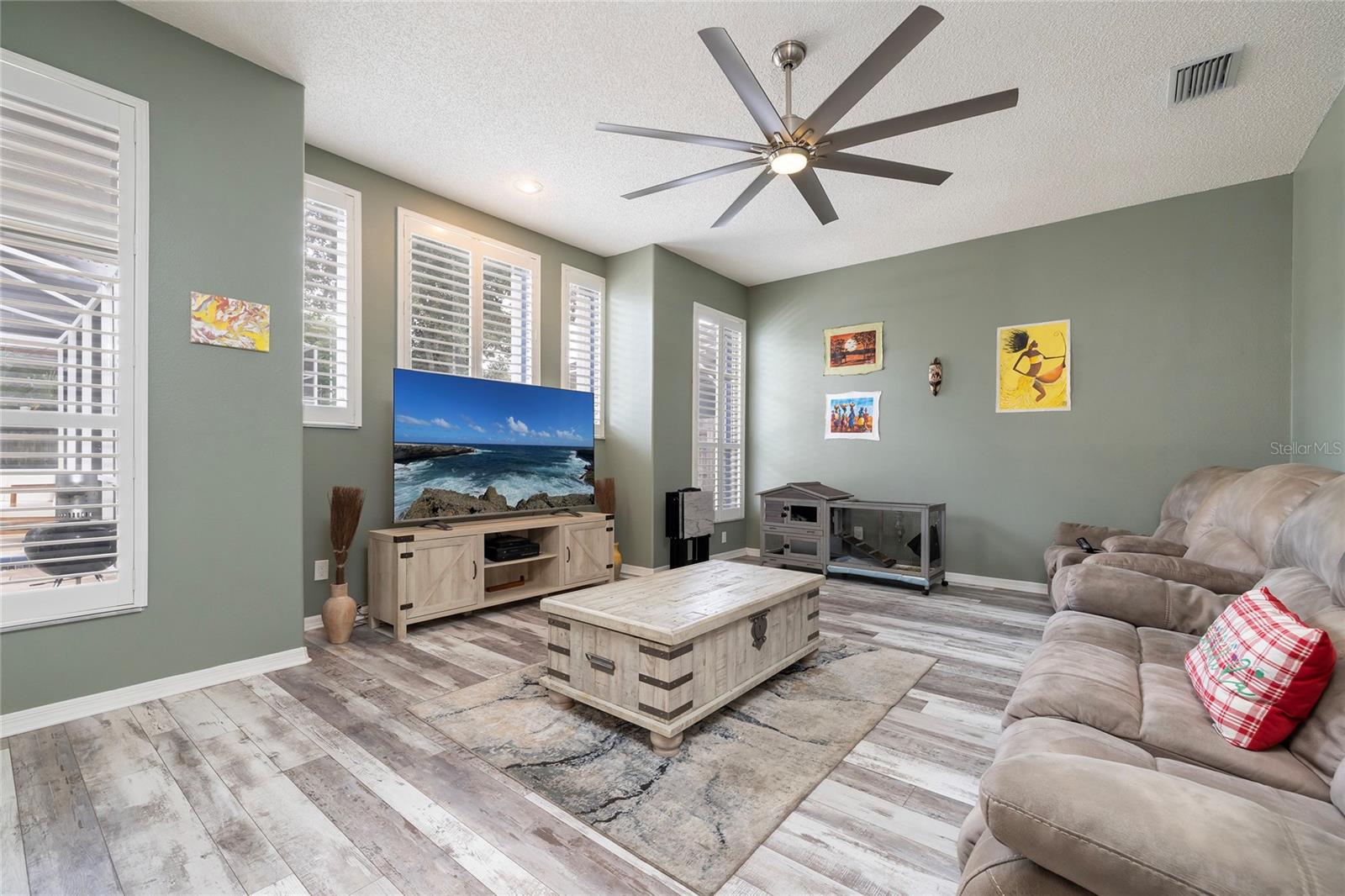 RIVER WATCH - Residential