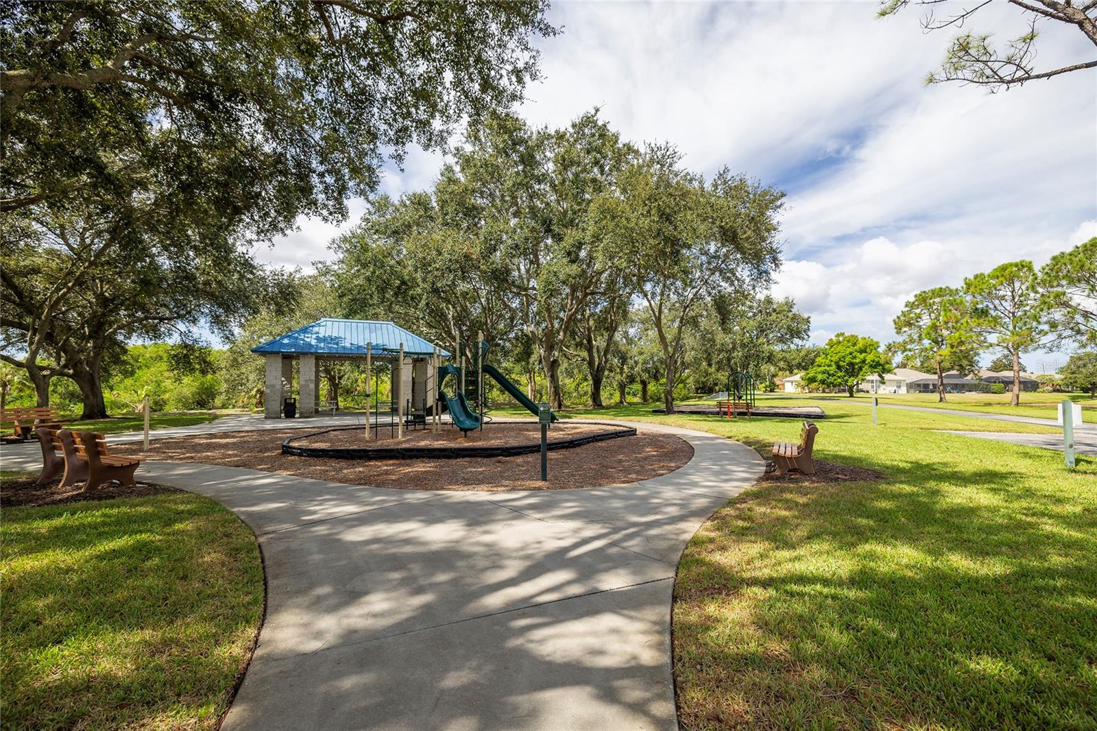RIVER WATCH - Residential