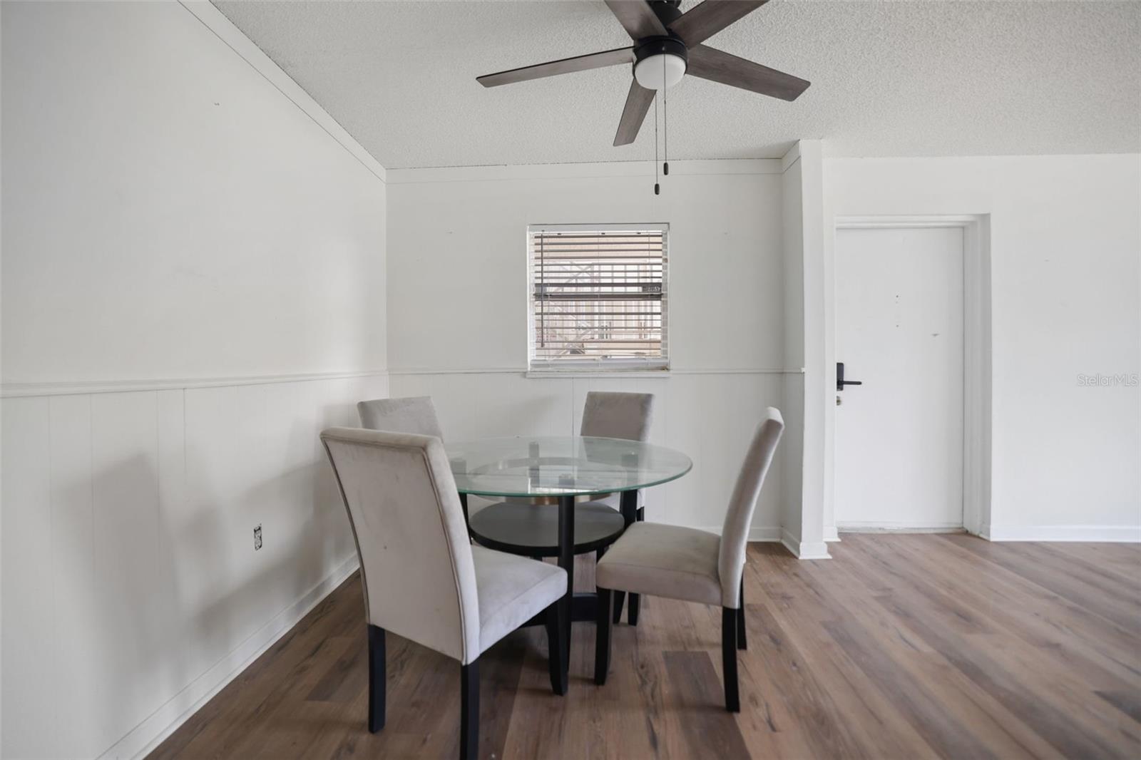 REGENCY CONDO THE - Residential Lease
