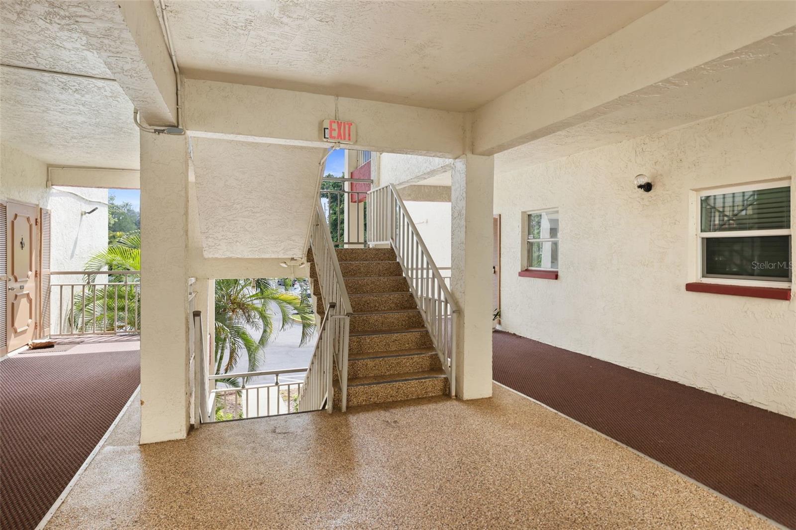 REGENCY CONDO THE - Residential Lease