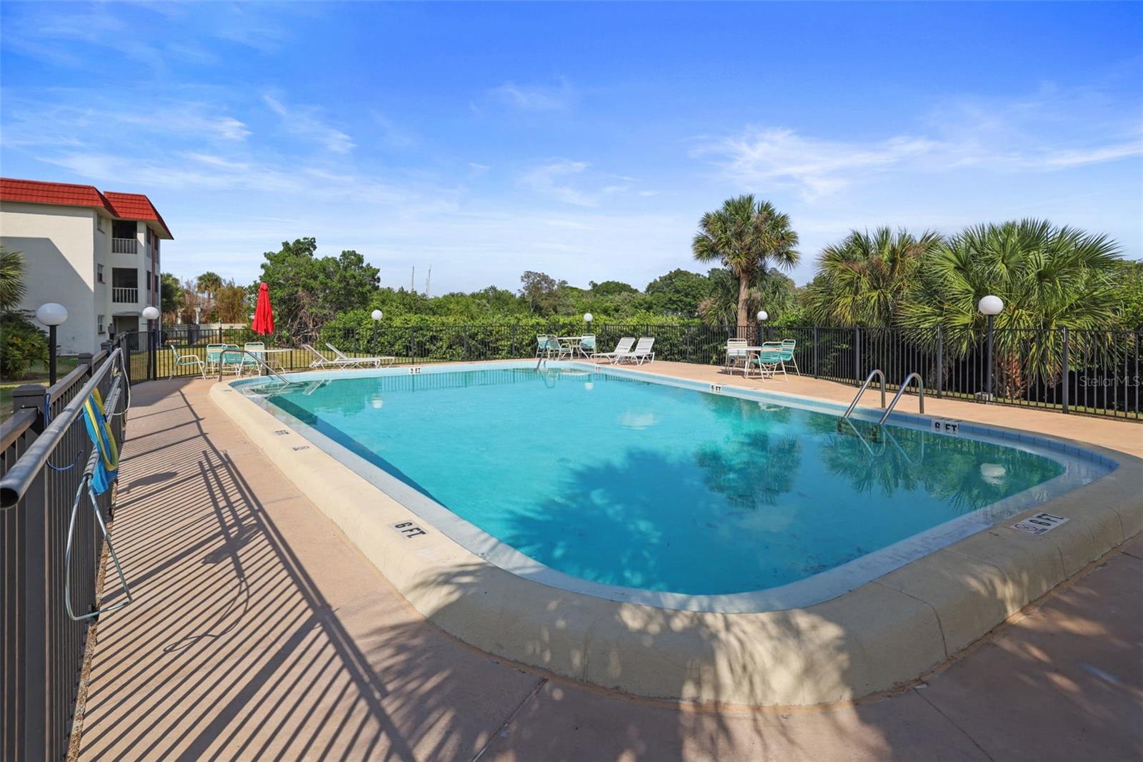 REGENCY CONDO THE - Residential Lease