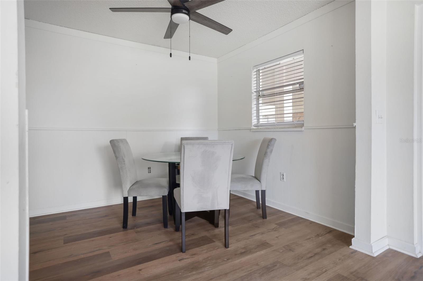 REGENCY CONDO THE - Residential Lease