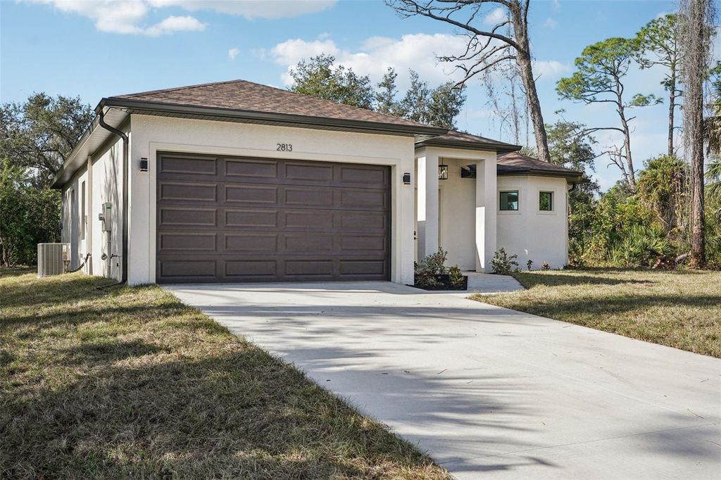 Photo of 2813 Sally Lane, North Port, FL 34286 (MLS # A4677898)