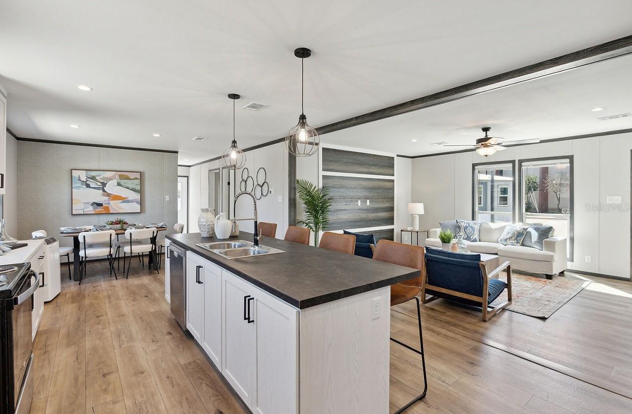 DAYTONA NORTH - Residential